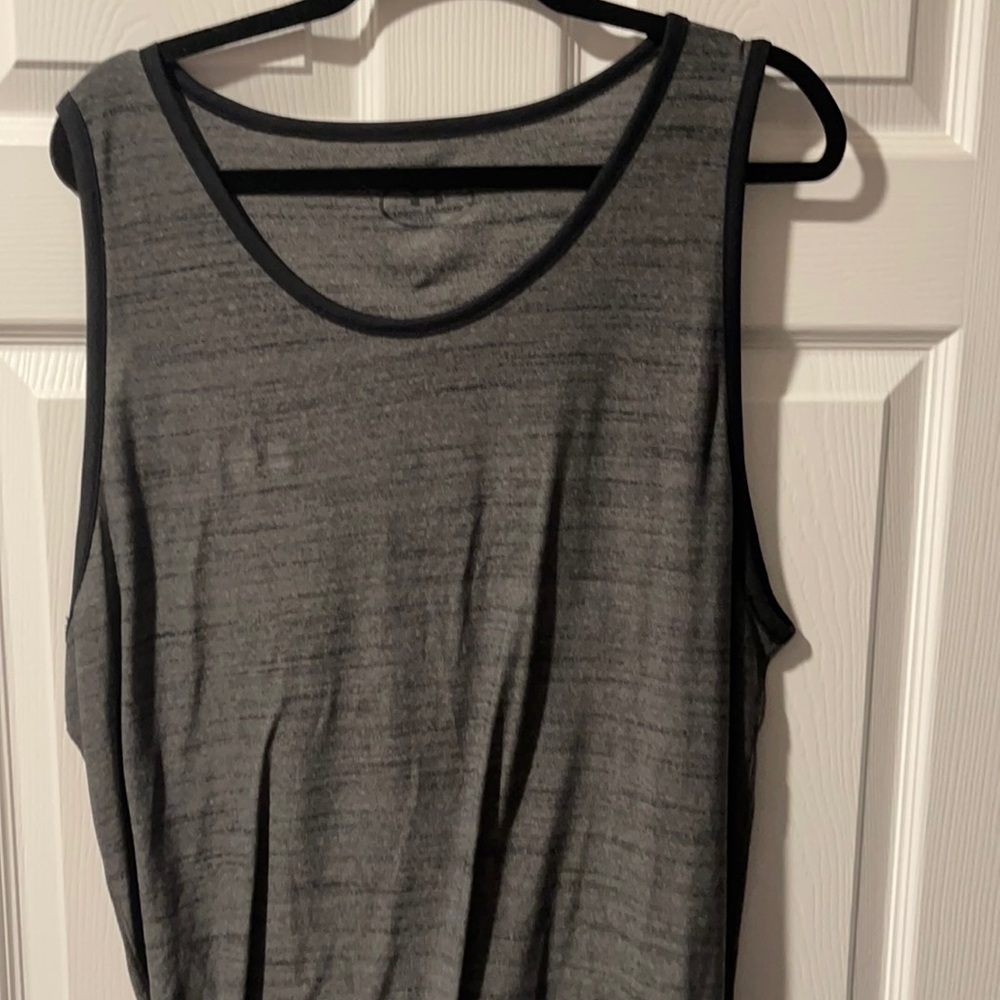 Gray tank